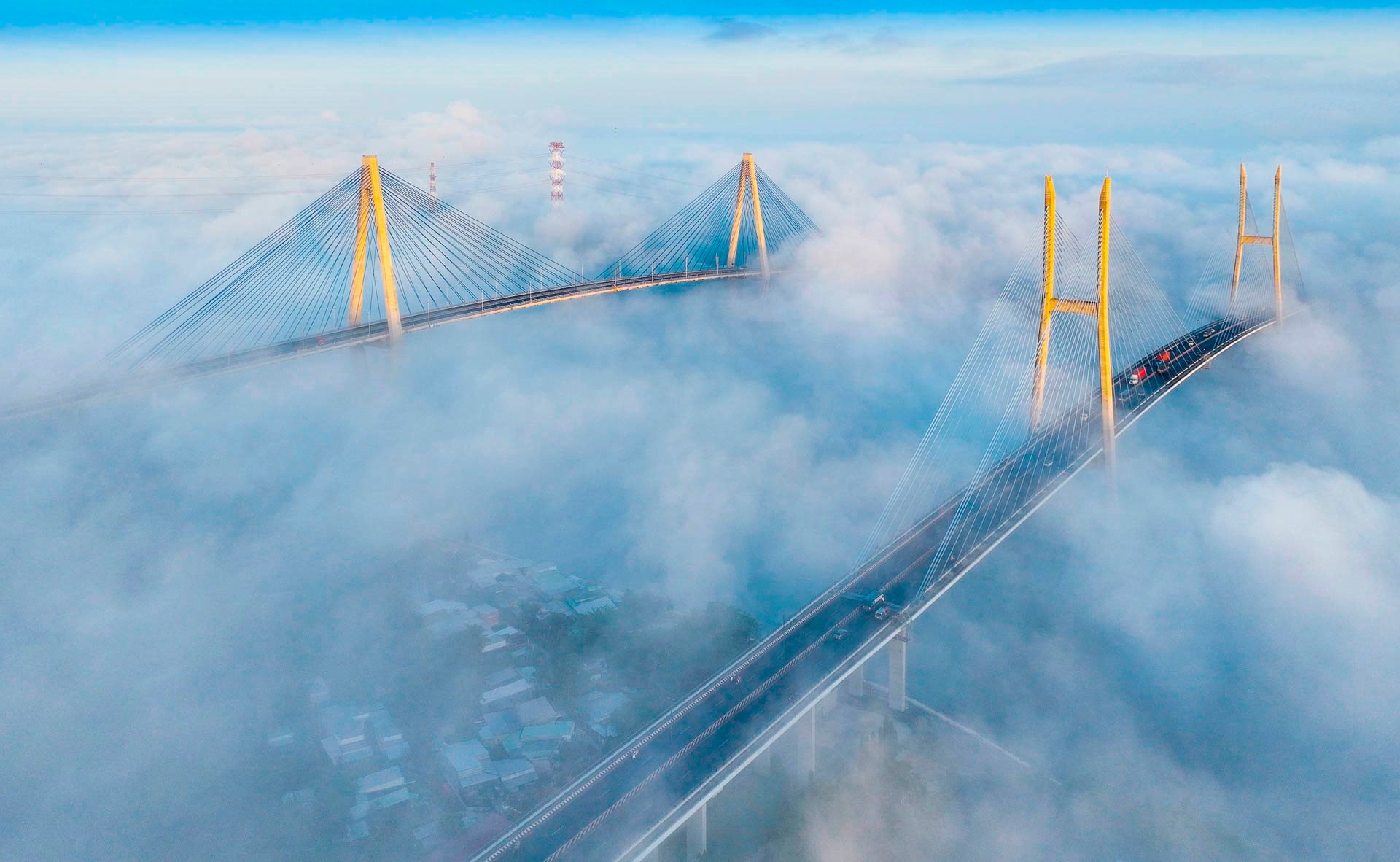 Golden Bridge on Dragon Land